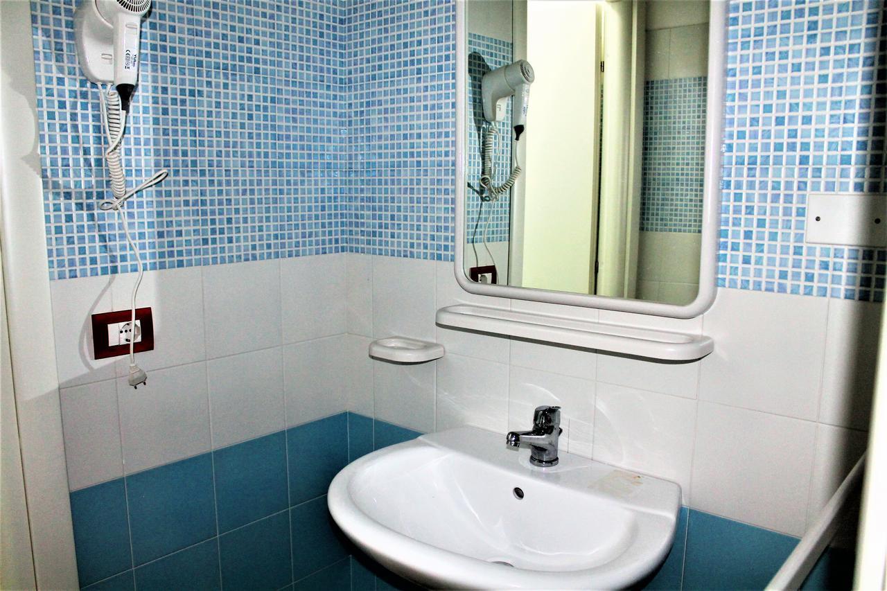 Hostel Basilicata Al Volo Brindisi di Montagna Exteriér fotografie