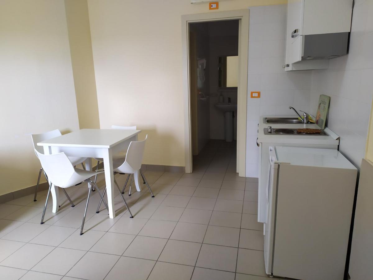Hostel Basilicata Al Volo Brindisi di Montagna Exteriér fotografie